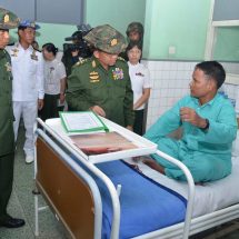 Senior General Min Aung Hlaing visits Defence Services Liver Specialist Hospital, Defence Services General Hospital (Mingaladon)