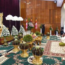 ကာကွယ်ရေးဦးစီးချုပ်ရုံး (ကြည်း၊ ရေ၊ လေ) မိသားစုများ၏ သတ္တမအကြိမ် မဟာဘုံကထိန် အလှူတော်မင်္ဂလာ အခမ်းအနားကျင်းပ