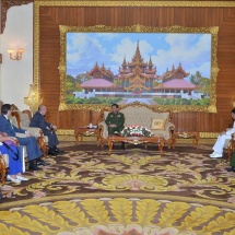 တပ်မတော်ကာကွယ်ရေးဦးစီးချုပ် ဗိုလ်ချုပ်မှူးကြီး မင်းအောင်လှိုင် မြန်မာ-ဘီလာရုစ် စစ်ဘက်နည်းပညာ ပူးပေါင်းဆောင်ရွက်ရေး ပူးတွဲကော်မရှင် ဘီလာရုစ်ဘက် ဥက္ကဋ္ဌအား လက်ခံတွေ့ဆုံ