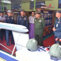တပ်မတော်ကာကွယ်ရေးဦးစီးချုပ် ဗိုလ်ချုပ်မှူးကြီးမင်းအောင်လှိုင် နှစ်(၇၀)ပြည့် တပ်မတော်(လေ)နှစ်ပတ်လည်နေ့အထိမ်းအမှတ်ပြခန်းဖွင့်ပွဲအခမ်းအနားသို့ တက်ရောက်ဖွင့်လှစ်