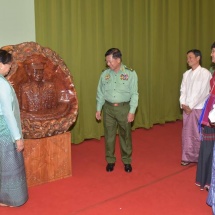 Ceremony to donate sculpture of Senior General Min Aung Hlaing in honour of 73rd Anniversary Armed Forces Day held