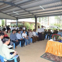 Senior General Min Aung Hlaing meets coffee growers in PyinOoLwin, visits PyinOoLwin Nan Myaing Coffee Factory