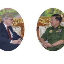 တပ်မတော်ကာကွယ်ရေးဦးစီးချုပ် ဗိုလ်ချုပ်မှူးကြီး မင်းအောင်လှိုင် မြန်မာနိုင်ငံဆိုင်ရာ ဗြိတိန်နိုင်ငံသံအမတ်ကြီး အားလက်ခံတွေ့ဆုံ