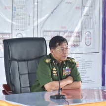 တပ်မတော်ကာကွယ်ရေးဦးစီးချုပ် ဗိုလ်ချုပ်မှူးကြီးမင်းအောင်လှိုင် အလယ်ပိုင်းတိုင်းစစ်ဌာနချုပ်နယ်မြေအတွင်းရှိ စစ်မှုထမ်းဟောင်းအဖွဲ့ဝင်များအား အဆင့်မြင့်စစ်မှုထမ်းဟောင်း အိမ်ယာ(မန္တလေး)၌ တွေ့ဆုံအမှာစကားပြောကြား