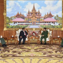 Senior General Min Aung Hlaing receives Ambassador of Malaysia to Myanmar H.E. Mr. Zahairi bin Baharim