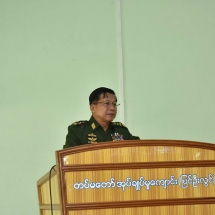 တပ်မတော်ကာကွယ်ရေးဦးစီးချုပ် ဗိုလ်ချုပ်မှူးကြီး မင်းအောင်လှိုင် ဥပဒေဒီပလိုမာ (အရာရှိ)သင်တန်းမှ သင်တန်းသားအရာရှိကြီးများအား တွေ့ဆုံအမှာစကားပြောကြား