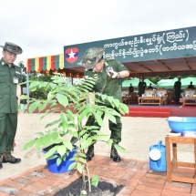 ကာကွယ်ရေးဦးစီးချုပ်ရုံး(ကြည်း၊ရေ၊လေ) မိသားစုများ၏ တတိယအကြိမ်မိုးရာသီသစ်ပင်စိုက်ပျိုးပွဲ အခမ်း အနားကျင်းပ 