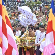 SHWEHTIDAW HOISTING AND CONSECRATION CEREMONIES OF THE THABYENYINAUNG AUNG ZEYA MUNI PAGODA HELD 