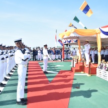 တပ်မတော်(ရေ)၏ (၇၁)နှစ်မြောက်နှစ်ပတ်လည်နေ့ကျရောက်၊ နိုင်ငံတော်၏ ရေပြင်ပိုင်နက်ကာကွယ်ရေး အတွက်ရေကြောင်းစွမ်းအားမြှင့်တင်၊ ဒေသတွင်း ရေပြာရေတပ် (Regional Blue Water Navy) အဆင့် ရောက် ရှိရန်ကြိုးပမ်းနေ၊ စစ်ရေယာဉ်များ တပ်တော်ဝင်ခြင်းအခမ်းအနားကျင်းပ(ရုပ်သံသတင်း)