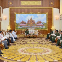 Tiddim (Zomi) group of Chin State confers Gal Hang Pah Tawi Na Award on Senior General Min Aung Hlaing
