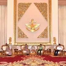 Senior General Min Aung Hlaing receives Commander-in-Chief of Royal Thai Navy Admiral Luechai Ruddit