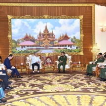 Senior General Min Aung Hlaing receives Special Envoy of Japanese Government for Myanmar and Chairman of Nippon Foundation H.E. Mr. Yohei SASAKAWA 