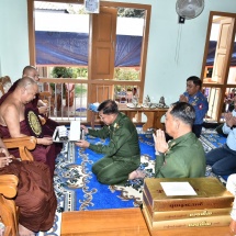 တပ်မတော်ကာကွယ်ရေးဦးစီးချုပ် ဗိုလ်ချုပ်မှူးကြီး မင်းအောင်လှိုင် ဘဝနတ်ထံ ပျံလွန်တော်မူခဲ့သည့် သက်တော်ရှည် ဂိုဏ်းထောက်ဆရာတော်ဘုရားကြီး ဘဒ္ဒန္တကောဝိဒ၏ ဥတုဇရုပ်ကလပ်အား သွားရောက်ဖူးမြော်ကြည်ညို