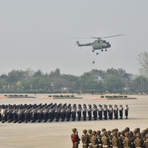 (၇၄)နှစ်မြောက်တပ်မတော်နေ့ စစ်ရေးပြအခမ်းအနား