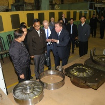 Senior General Min Aung Hlaing visits OJSC Muromteplovoz Factory, goes by special express train from Moscow to Saint Petersburg 