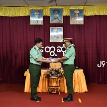 နိုင်ငံတော်၏ ကုန်းမြေ၊ ရေပြင်၊ ဝေဟင်ပိုင်နက်နယ်နိမိတ် များအား တပ်မတော်(ကြည်း၊ ရေ၊လေ) တပ်ဖွဲ့များက ခြံစည်းရိုးကဲ့သို့ကာရံပေးထားခြင်းဖြစ်၍ ခြံစည်းရိုးခိုင်ခံ့ ကောင်း မွန်ထက်မြက်နေရန် အမြဲပြုပြင်ထိန်းသိမ်းလေ့ကျင့်နေရမည်၊ နိုင်ငံအရေး၊ နိုင်ငံအကျိုး အတွက် အမြဲတမ်းကြိုးစား ဆောင်ရွက်နေခြင်းသည် သစ္စာစောင့်သိခြင်းပင်ဖြစ်