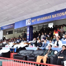 Senior General Min Aung Hlaing enjoys opening match between Shan United FC vs. Chinland FC in second leg of Myanmar National League 2019