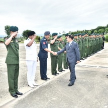 တပ်မတော်ကာကွယ်ရေးဦးစီးချုပ် ဗိုလ်ချုပ်မှူးကြီးမင်းအောင်လှိုင် ဦးဆောင်သည့် မြန်မာ့တပ်မတော် ချစ်ကြည်ရေးကိုယ်စားလှယ်အဖွဲ့ အိန္ဒိယသမ္မတနိုင်ငံသို့ ရောက်ရှိ