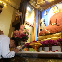 Myanmar Tatmadaw goodwill delegation visits Buddhist Park in Gaya, donates Waso robes to members of the Sangha, visits Rajgir