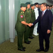 တပ်မတော်ကာကွယ်ရေးဦးစီးချုပ် ဗိုလ်ချုပ်မှူးကြီး မင်းအောင်လှိုင် ရုရှားဖက်ဒရေးရှင်းနိုင်ငံတွင် ကျင်းပပြုလုပ်လျက်ရှိသည့် International Army Games -2019 ပိတ်ပွဲအခမ်းအနားသို့ တက်ရောက်ရန် ရုရှားဖက်ဒရေးရှင်းနိုင်ငံသို့ထွက်ခွာ(ရုပ်သံသတင်း)