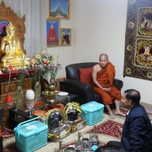 Myanmar delegation led by Senior General Min Aung Hlaing visits Myanmar Theravada Buddha Vihara (Moscow),offers day meal to members of Sangha