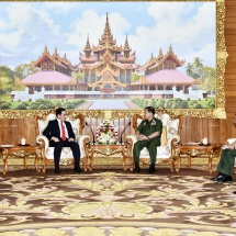 တပ်မတော်ကာကွယ်ရေးဦးစီးချုပ် ဗိုလ်ချုပ်မှူးကြီး မင်းအောင်လှိုင် မြန်မာနိုင်ငံဆိုင်ရာ ဘရူနိုင်း ဒါရုဆလမ်နိုင်ငံ သံအမတ်ကြီးအား လက်ခံတွေ့ဆုံ