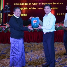 Senior General Min Aung Hlaing hosts dinner in honour of goodwill delegation led by Chief of General Staff of Vietnam People’s Army Senior Lieutenant General Phan Van Giang 