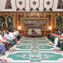 Senior General Min Aung Hlaing receives All Myanmar Tamil Hindu Foundation (Central)