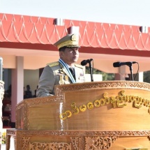 တပ်မတော်ကာကွယ်ရေးဦးစီးချုပ် ဗိုလ်ချုပ်မှူးကြီး မဟာသရေစည်သူ မင်းအောင်လှိုင် တပ်မတော်နည်းပညာတက္ကသိုလ် ဗိုလ်လောင်းသင်တန်း အမှတ်စဉ်(၂၁) သင်တန်းဆင်း ဂုဏ်ပြု စစ်ရေးပြအခမ်းအနားသို့ တက်ရောက်မိန့်ခွန်းပြောကြားခြင်းနှင့် တပ်မတော်ကာကွယ်ရေးဦးစီးချုပ် ဗိုလ်ချုပ်မှူးကြီး မင်းအောင်လှိုင် တပ်မတော်နည်းပညာတက္ကသိုလ် ဗိုလ်လောင်းသင်တန်းအမှတ်စဉ်(၂၁) သင်တန်းဆင်း ဂုဏ်ပြု ညစာစားပွဲသို့ တက်ရောက်ခြင်း (ရုပ်သံသတင်း)