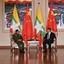 တပ်မတော်ကာကွယ်ရေးဦးစီးချုပ် ဗိုလ်ချုပ်မှူးကြီး မင်းအောင်လှိုင် သမ္မတ H.E.Mr.Xi Jinping နှင့် တွေ့ဆုံ ဆွေးနွေး (ရုပ်သံသတင်း)