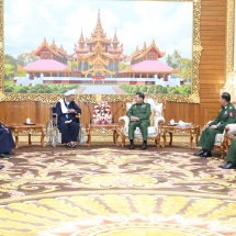 Senior General Min Aung Hlaing receives Patron of Pa-O Peace Organization (PNO) Transformed People’s Militia (Local) U Aung Hkam Hti and party, holds talks about regional development