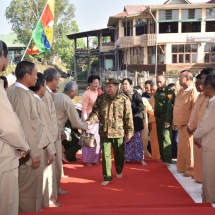 အင်းလေးဖောင်တော်ဦးရုပ်ရှင်တော်မြတ်စွာဘုရား၊ ရင်ပြင်တော်၌ တပ်မတော် (ကြည်း၊ရေ၊ လေ) မိသားစုများ စုပေါင်းလှူဒါန်းသည့် နေပူခံကျောက်ပြားများ လှူဒါန်း ပူဇော်ခြင်းနှင့် ရေစက်ချအလှူတော်မင်္ဂလာအခမ်းအနား ကျင်းပပြုလုပ်