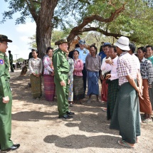 တပ်မတော်ကာကွယ်ရေးဦးစီးချုပ် ဗိုလ်ချုပ်မှူးကြီး မင်းအောင်လှိုင် ညောင်ဦးမြို့နယ်၊ ငါ့သရောက်မြို့နှင့်ပတ်ဝန်းကျင်ကျေးရွာများ၌ ဒေသဖွံ့ဖြိုးရေးဆိုင်ရာဆောင်ရွက်ပေးနေမှုများအား သွားရောက်ကြည့်ရှု၊ ဒေသခံများအား ရင်းရင်းနှီးနှီးတွေ့ဆုံ (ရုပ်သံသတင်း)