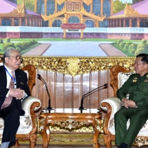 တပ်မတော်ကာကွယ်ရေးဦးစီးချုပ် ဗိုလ်ချုပ်မှူးကြီး မင်းအောင်လှိုင် ဂျပန်-မြန်မာ ချစ်ကြည်ရေးအသင်း ဥက္ကဋ္ဌ Mr. Hideo WATANABE အားလက်ခံတွေ့ဆုံ