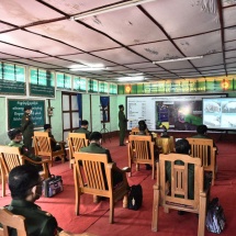 Senior General Min Aung Hlaing visits Nanthidar Multipurpose Agriculture and Livestock Camp in Eastern Command    