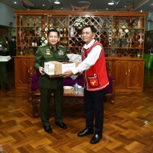 Senior General Min Aung Hlaing receives officials of UWSA (Wa) group