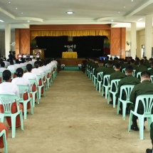Senior General Min Aung Hlaing cordially meets officers, other ranks, families of Tachilek Station, gives instructions