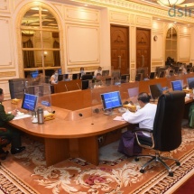 ပြည်ထောင်စုသမ္မတမြန်မာနိုင်ငံတော်အစိုးရ၊ ပြည်ထောင်စုအစိုးရအဖွဲ့ အစည်းအဝေးကျင်းပ၊ တပ်မတော်ကာကွယ်ရေးဦးစီးချုပ် ဗိုလ်ချုပ်မှူးကြီး မင်းအောင်လှိုင် အဖွင့်အမှာစကားပြောကြား၊ တပ်မတော်ကာကွယ်ရေးဦးစီးချုပ် ဗိုလ်ချုပ်မှူးကြီး မင်းအောင်လှိုင် ပျဉ်းမနားမြို့၊ ဈေးကုန်းကျောင်းတိုက် ပဓာနနာယက ဆရာတော် အဘိဓဇမဟာရဋ္ဌဂုရု ဘဒ္ဒန္တ ကဝိသာရ အား သွားရောက်ဖူးမြော်ကြည်ညို (ရုပ်သံသတင်း)