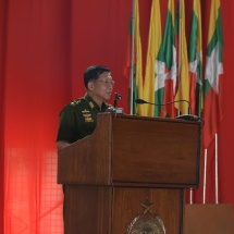 နိုင်ငံတော်စီမံအုပ်ချုပ်ရေးကောင်စီဥက္ကဋ္ဌ၊ တပ်မတော်ကာကွယ်ရေးဦးစီးချုပ် ဗိုလ်ချုပ်မှူးကြီးမင်းအောင်လှိုင် မိတ္ထီလာတပ်နယ်မှ အရာရှိ၊ စစ်သည်၊ မိသားစုများ အား တွေ့ဆုံအမှာစကားပြောကြား
