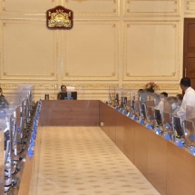 နိုင်ငံတော်စီမံအုပ်ချုပ်ရေးကောင်စီဥက္ကဋ္ဌ တပ်မတော်ကာကွယ်ရေးဦးစီးချုပ် ဗိုလ်ချုပ်မှူးကြီး မင်းအောင်လှိုင် တိုင်းဒေသကြီးနှင့် ပြည်နယ်စီမံအုပ်ချုပ်ရေးကောင်စီဥက္ကဋ္ဌများ၊ ကိုယ်ပိုင် အုပ်ချုပ်ခွင့်ရတိုင်းနှင့် ဒေသစီမံအုပ်ချုပ်ရေးအဖွဲ့ ဥက္ကဋ္ဌများနှင့်တွေ့ဆုံ၍ တိုင်းဒေသကြီးနှင့် ပြည်နယ်၊ ဒေသဖွံ့ဖြိုးတိုးတက်ရေးဆိုင်ရာများ ဆွေးနွေး