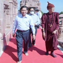 Chairman of State Administration Council Prime Minister Senior General Min Aung Hlaing inspects construction of Sattasattaha Mahabodhi Pagoda in compound of Buddha Park near Pankwe Village, Kengtung