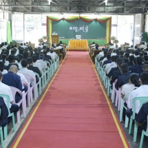 နိုင်ငံတော်စီမံအုပ်ချုပ်ရေးကောင်စီဥက္ကဋ္ဌ နိုင်ငံတော်ဝန်ကြီးချုပ် ဗိုလ်ချုပ်မှူးကြီး မင်းအောင်လှိုင်မြန်မာ့မီးရထားစက်ခေါင်းစက်ရုံ(အင်းစိန်)မှ ဝန်ထမ်းများအား တွေ့ဆုံအမှာစကားပြောကြား