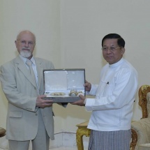 Chairman of State Administration Council Prime Minister Senior General Min Aung Hlaing receives delegation led by Vice Chairman of Russia-Myanmar Association for Friendship and Cooperation Mr. Anatoly Bulochnikov