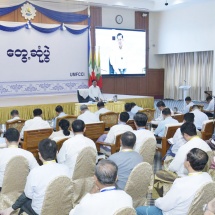 နိုင်ငံတော်စီမံအုပ်ချုပ်ရေးကောင်စီဥက္ကဋ္ဌ နိုင်ငံတော်ဝန်ကြီးချုပ်  ဗိုလ်ချုပ်မှူးကြီးမင်းအောင်လှိုင် ပြည်ထောင်စုသမ္မတမြန်မာနိုင်ငံ ကုန်သည်များနှင့် စက်မှုလက်မှုလုပ်ငန်းရှင်များအသင်းချုပ်(UMFCCI) ညီနောင်အသင်းအဖွဲ့များနှင့် တွေ့ဆုံ