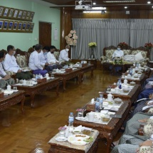 Chairman of State Administration Council Prime Minister Senior General Min Aung Hlaing meets with members of Magway Region Government, district/township level officials