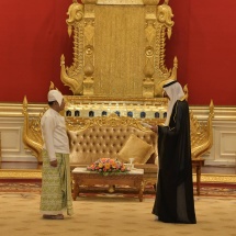 နိုင်ငံ‌တော်စီမံအုပ်ချုပ်ရေးကောင်စီဥက္ကဋ္ဌ နိုင်ငံတော်ဝန်ကြီးချုပ်  ဗိုလ်ချုပ်မှူးကြီး မင်းအောင်လှိုင် ထံ   မြန်မာနိုင်ငံဆိုင်ရာ ကူဝိတ်နိုင်ငံသံအမတ်ကြီး သံအမတ်ခန့်အပ်လွှာပေးအပ်