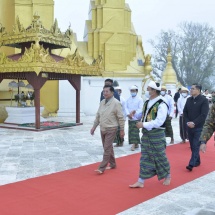 နိုင်ငံတော်စီမံအုပ်ချုပ်ရေးကောင်စီဥက္ကဋ္ဌ နိုင်ငံတော်ဝန်ကြီးချုပ်  ဗိုလ်ချုပ်မှူးကြီး မင်းအောင်လှိုင် မချမ်းဘော့မြို့နယ်ရှိ ရှေးဟောင်းသမိုင်းဝင် ကောင်းမှုလုံစေတီတော်မြတ်ကြီးသို့ သွားရောက်ဖူးမြော်ကြည်ညို၊ ရဝမ်ယဉ်ကျေးမှုပြတိုက်သို့ သွားရောက်ကြည့်ရှုလေ့လာ