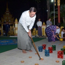 People happily pay homage to stupas and temples in regions and states on full moon of Tazaungmone (Samanyaphala Day), Tazaungdine lighting festival