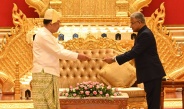 နိုင်ငံ‌တော်စီမံအုပ်ချုပ်ရေးကောင်စီဥက္ကဋ္ဌ နိုင်ငံတော်ဝန်ကြီးချုပ် ဗိုလ်ချုပ်မှူးကြီး မင်းအောင်လှိုင် ထံ မြန်မာနိုင်ငံဆိုင်ရာ အိန္ဒိယနိုင်ငံသံအမတ်ကြီး သံအမတ်ခန့်အပ်လွှာပေးအပ်