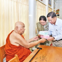 SAC Chairman Prime Minister Senior General Min Aung Hlaing inspects collapse of Inwa Bridge in Sagging, loss and damage to Sagging in the earthquake, ongoing rehabilitation operations, fulfills necessary requirements